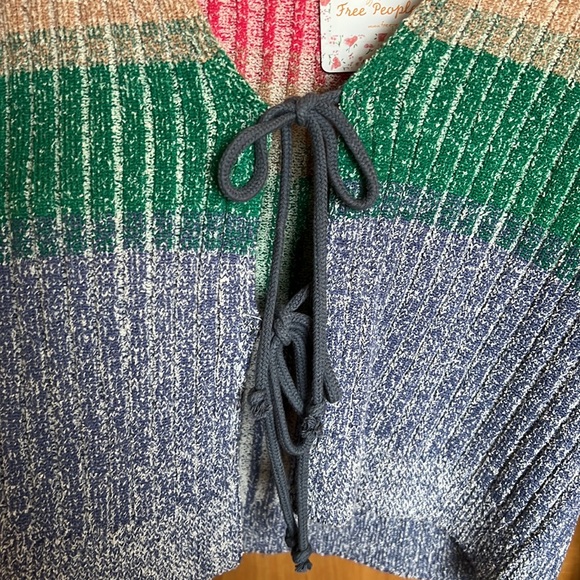 NWT Free People top - Picture 3 of 4